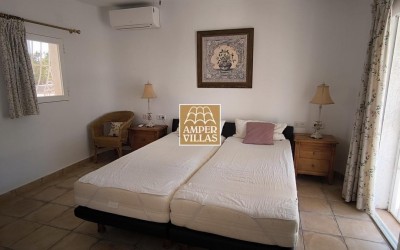 Beautiful and spacious Mediterranean villa with large terraces.